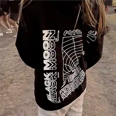 buzo negro personalizado tipo hoodie para empresas